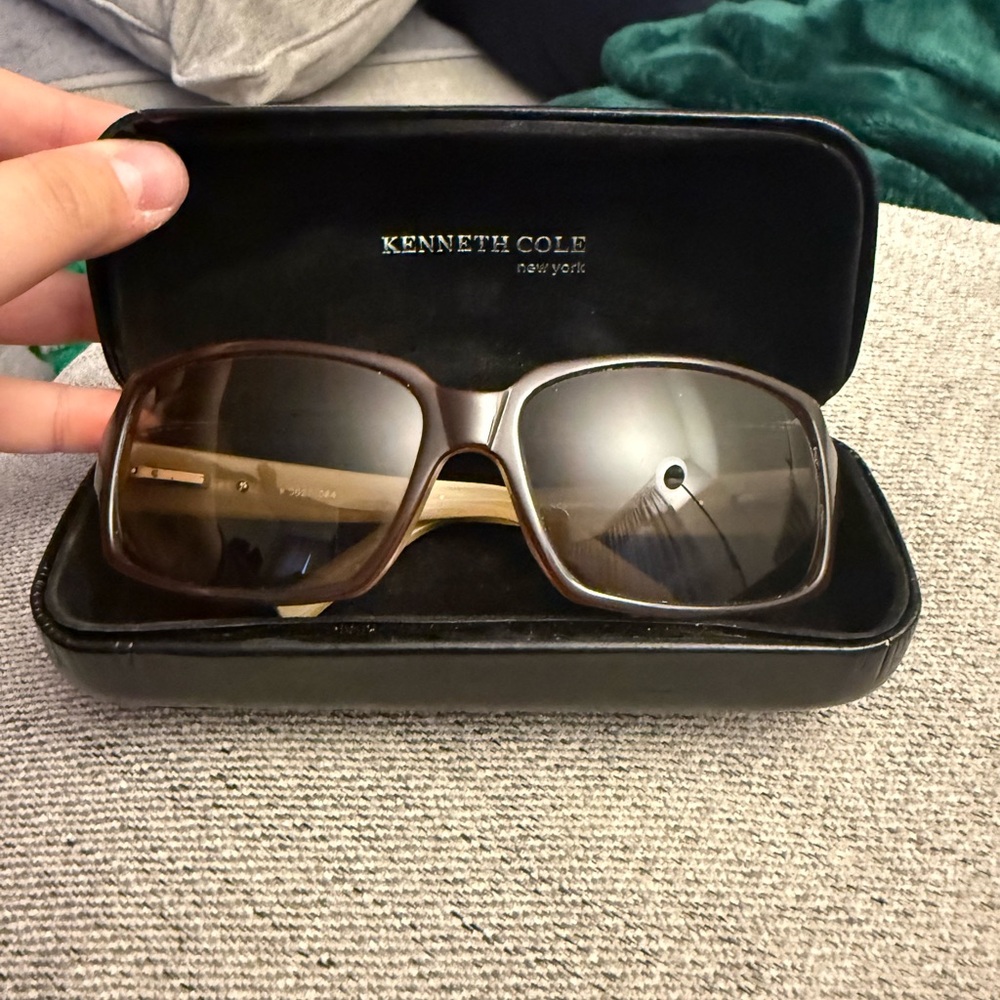 Kenneth Cole Dark Brown Sunglasses with Black Case